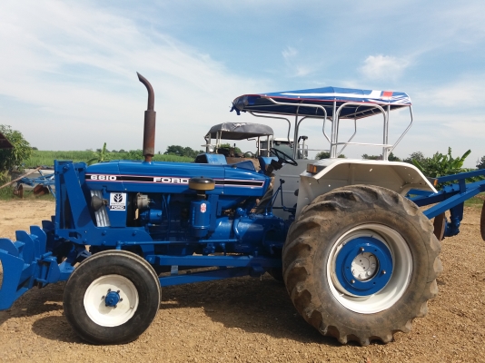 ขายรถไถฟอรด๋6600ที3เล่มทะเบียนครบรถอยู่สุพรรนบุรี0871684611 ขายรถไถฟอรด๋6600ที3เล่มทะเบียนครบรถอยู่สุพรรนบุรี0871684611