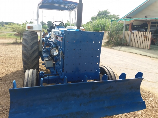 ขายรถไถฟอรด๋6600ที3เล่มทะเบียนครบรถอยู่สุพรรนบุรี0871684611 ขายรถไถฟอรด๋6600ที3เล่มทะเบียนครบรถอยู่สุพรรนบุรี0871684611