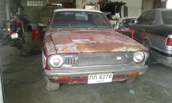 กระจังหน้าแถมไฟหน้า datsan120y