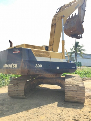 ขายโคมัสสุ pc300-5