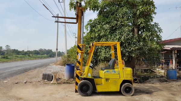 ขายด่วนรถยกTOYOTA 5FG20ยก2ตันเสาสูง3เมตรยางตัน4เส้นเคื่องตัวใหม่4สูบ4Yรถนอกเพิ่งนำเข้ามายังไม่เคยใช้งานในเมืองไทยเลย