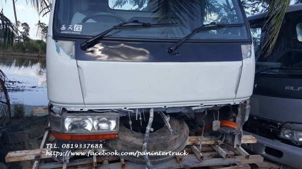 FROM JAPANหัวเก๋งรถบรรทุก4 ล้อ,6 ล้อเล็ก / CABIN MITSUBISHI CANTER(รุ่นยกหัวไม่ได้) ราคาเพียง 55,000 บาท สนใจรีบติดต่อ 0819337688