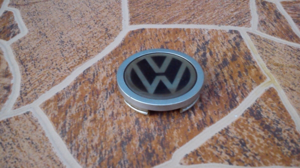 เศษ ฝาปิดดุมล้อ VW เศษ ฝาปิดดุมล้อ VW