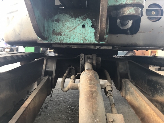 รถขุดดิน KOBELCO SK30SR นำเข้าจากญี่ปุ่น รถขุดดิน KOBELCO SK30SR นำเข้าจากญี่ปุ่น