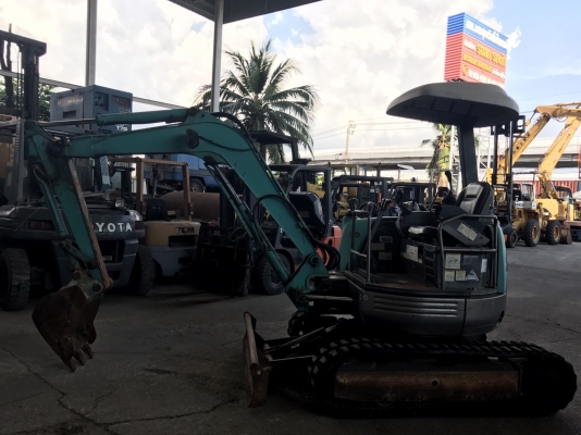 รถขุดดิน KOBELCO SK30SR นำเข้าจากญี่ปุ่น รถขุดดิน KOBELCO SK30SR นำเข้าจากญี่ปุ่น