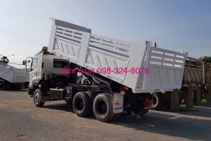 ขายรถสิบล้อดัมพ์ ISUZU เครื่องเดิม 360 แรง ปี 54 เกียร์เดิม มีระบบลากพ่วง แอร์เย็น ยางใหม่ ทะเบียนพร้อม ขายรถสิบล้อดัมพ์ ISUZU เครื่องเดิม 360 แรง ปี 54 เกียร์เดิม มีระบบลากพ่วง แอร์เย็น ยางใหม่ ทะเบียนพร้อม