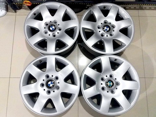 16นิ้วใส่ซีรีย์ 3ได้ทุกรุ่น ตจว จัดส่งฟรีถึงบ้านครับ