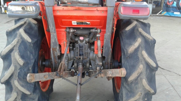 Kubota L3608 ปี54 หาง5 ใบดัน 1,500ชม เล่มพร้อมโอน