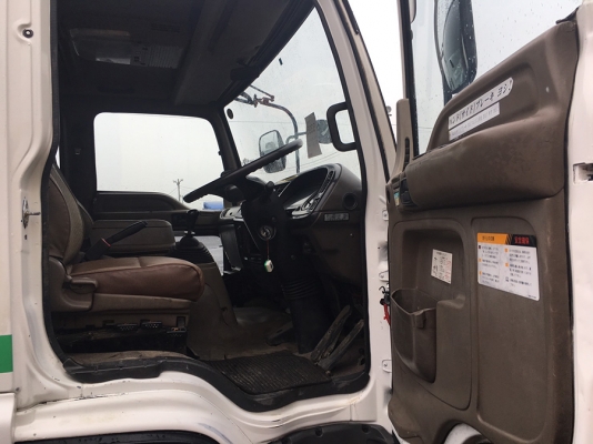 รถเจาะสว่าน AICHI D706/ 6HH1