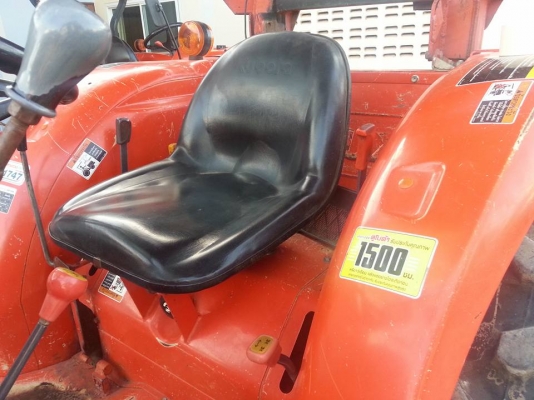 คูโบต้า L4708DT 4 WD ใบมีดตราช้าง เครื่องดี เกียร์ดี ขายตามสภาพ เล่มทะเบียนพร้อม