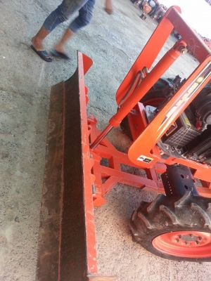 คูโบต้า L4708DT 4 WD ใบมีดช้าง ผานหลังช้าง สภาพดีมากแบบยังไม่ได้ล้าง