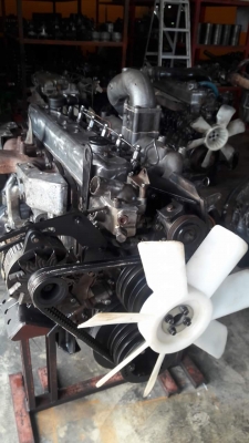 เครื่องยนต์นิสสันFE6#185แรงม้าสวยติดดี ข้อแสตนดาร์ดพร้อมใช้ 081-1951535ครับ