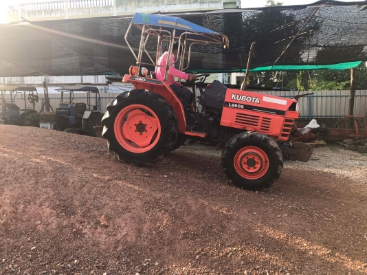ปัญญาแทรคเตอร์ จัดให้ครับ คูโบต้าL2605 ตัวเปล่า สภาพเดิมๆพร้อมใช้ จัดส่ง อ.ภูเรือ จ.เลย