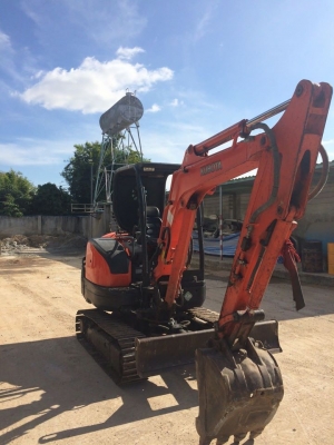 ขายรถขุดแบ็คโค kubota พร้อมหัวแย็ค ช่วงล่างดี บูมสวยเครื่องเดิมพร้อมทำงาน