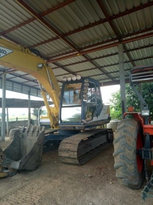 ขายรถขุดแบ็คโค SK120-3มาร์คทรี ไฟฟ้าครบ เอกสารใบอินวอยซ์ ช่วงล่างดีเก่านอก3ปี พร้อมลงงาน