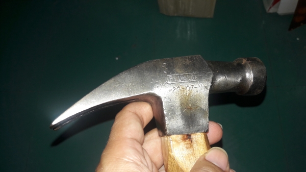 ขายค้อนหงอนตรง 20oz. PLUMB  Made in USA.งานเก่ามือสองสภาพดี