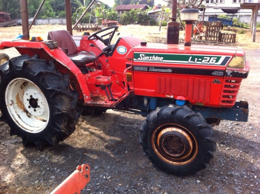 ขาย L1-26  4WD รถใช้งานได้ปกติ พร้อมใช้ T 0819711186