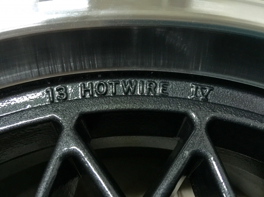 ขายแม็กซ์ HOTWIRE 4 ขอบ 13" 4 รู 110 กว้าง 6" ET13 ขายแม็กซ์ HOTWIRE 4 ขอบ 13" 4 รู 110 กว้าง 6" ET13