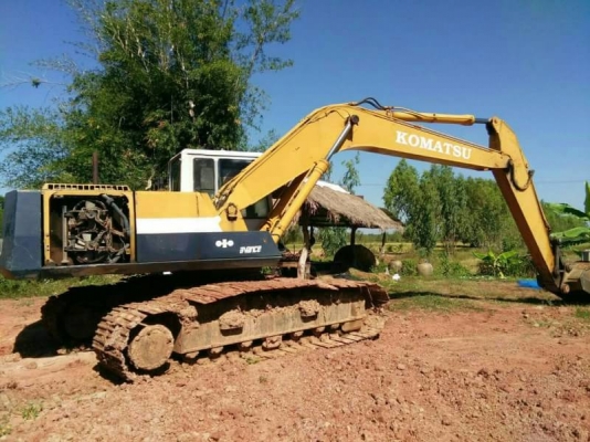 ขายรถแบคโค KOMATSU PC200-5 ไฟฟ้าครบ เอกสารใบซื้อขาย ราคา495,000 สนใจโทร 090-8588220คุณนะ 093-3258446คุณบิว หรือเข้าดูสินค้าอื่นๆได้ที่ www.narong2truck.com หรือ www.truck.in.th/498 หรือเพจFacebook ณรงค์ ซื้อขายรถมือสอง (เว็บไซต์ส่วนตัว) หรือFacebook คุณนะ