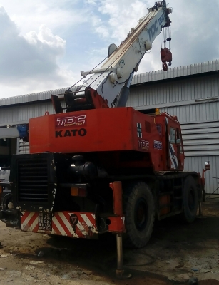 รถเครน KATO KR 25 H-V 25ตัน