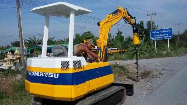 รถเจาะดิน Komatsu pc20-6 รุ่น เครื่อง 3D84 สภาพสวย ใช้งานดี รถเจาะดิน Komatsu pc20-6 รุ่น เครื่อง 3D84 สภาพสวย ใช้งานดี