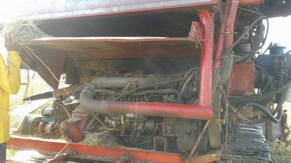 ขายรถเกี่ยวข้าว อุ้ม2ตัน รถสวยสภาพพร้อมใช้งาน ราคา350,000 สนใจโทร 090-8588220คุณนะ 093-3258446คุณบิว หรือเข้าดูสินค้าอื่นๆได้ที่ www.narong2truck.com หรือ www.truck.in.th/498 หรือเพจFacebook ณรงค์ ซื้อขายรถมือสอง (เว็บไซต์ส่วนตัว) หรือFacebook คุณนะ รถบรร