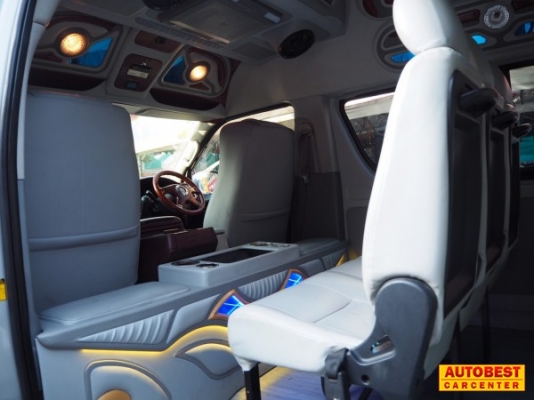 TOYOTA COMMUTER 2.5D4D MT ปี 2009