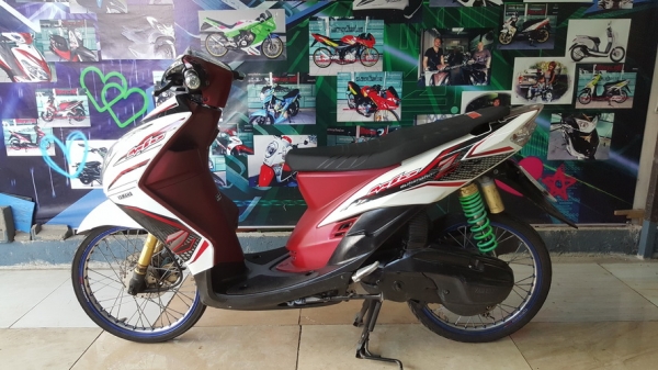 มีโอ z ปี 54 สีขาวแดงทะเบียนสวย เลข 77 กทม แถม 3 รายการ 17900 มีโอ z ปี 54 สีขาวแดงทะเบียนสวย เลข 77 กทม แถม 3 รายการ 17900
