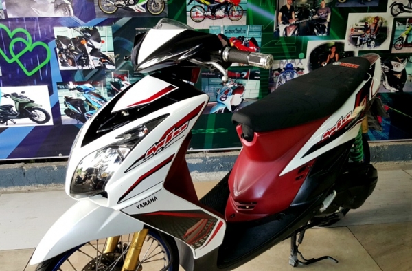 มีโอ z ปี 54 สีขาวแดงทะเบียนสวย เลข 77 กทม แถม 3 รายการ 17900 มีโอ z ปี 54 สีขาวแดงทะเบียนสวย เลข 77 กทม แถม 3 รายการ 17900