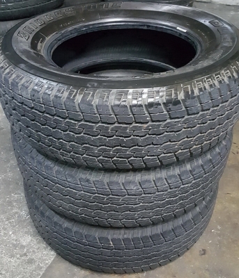 ยางมือ2 255/65-17 BRIDGSTONE 840 ปลายปี12 สภาพดี ผ่อน 0 เปอเซ็นได้นะ