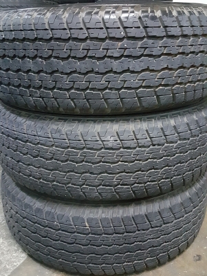 ยางมือ2 255/65-17 BRIDGSTONE 840 ปลายปี12 สภาพดี ผ่อน 0 เปอเซ็นได้นะ