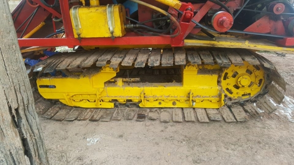 ขายรถเกี่ยวข้าว เกษตรพัฒนา เจ้าน้อยจอมพลังปี50ช่วงล่าง10เพลาใหญ่ ปั๊ม22อุ้ม2ตัน ตู้ใหม่ช่วงล่างทำใหม่ พร้อมทำงาน