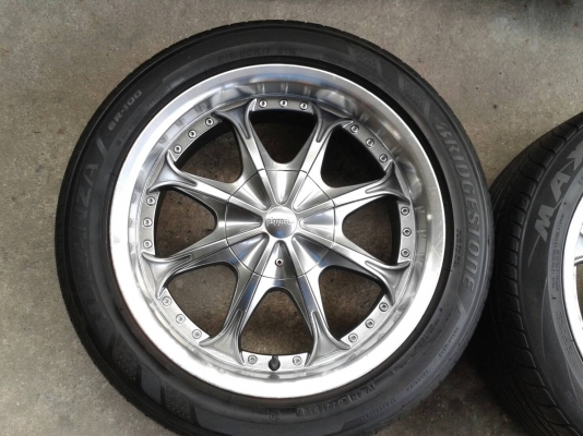 ขอบ17นิ้ว5รู100/114 พร้อมยาง ชุดนี้ ราคา 7300 บาท