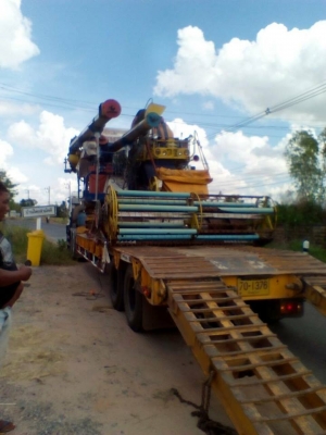 ขายรถเกี่ยวข้าวศักดิ์พัฒนา ช่วงล่าง12 เครื่อง195 เทอร์โบว์ อุ้ม2.5ตัน ขายรถเกี่ยวข้าวศักดิ์พัฒนา ช่วงล่าง12 เครื่อง195 เทอร์โบว์ อุ้ม2.5ตัน