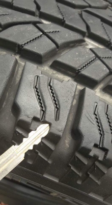 ขายยาง 265/70/16 ปี 13สวยๆ ขายยาง 265/70/16 ปี 13สวยๆ