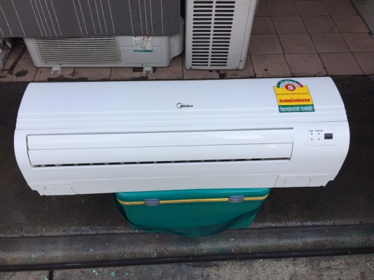 **** ขายคอยเย็น Midea ขนาด 12500 BTU สภาพ 90\% ****