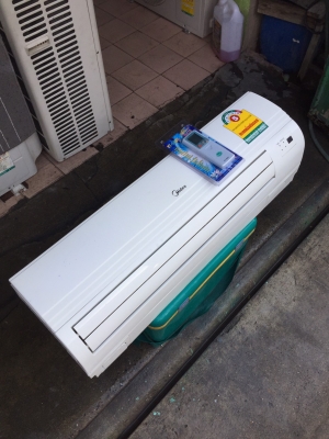 **** ขายคอยเย็น Midea ขนาด 12500 BTU สภาพ 90\% **** **** ขายคอยเย็น Midea ขนาด 12500 BTU สภาพ 90\% ****