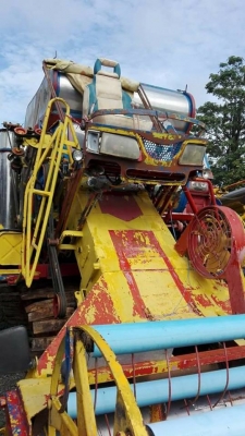 ขายรถเกี่ยวข้าว ช้างน้อยจอมพลังอุ้ม1.5ตัน เกษตรพัฒนา ช่วงล่าง10เครื่องอีซูซุ185