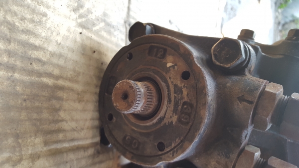 ขายกระปุกพวงมาลัยเพาเวอร์ FUSO 527