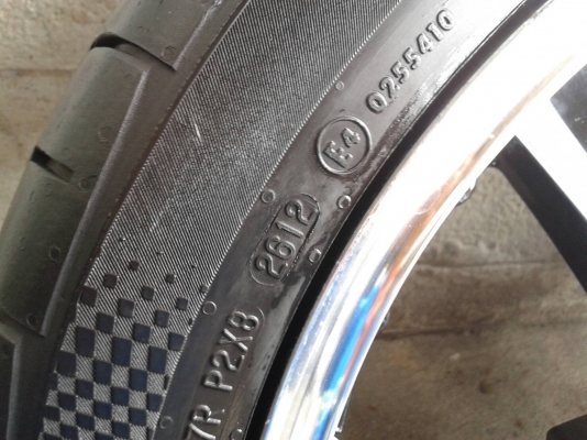 ขอบ17นิ้ว5รู114 พร้อมยาง ชุดนี้ ราคา 7400 บาท