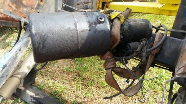 ประกาศครับ ฝาปิดท้ายรถบรรทุก 6 ล้อ กว้าง 2.5 เมตร มาอีกตัวครับ กระบอกไฮโดรลิคคู่ ประกาศครับ ฝาปิดท้ายรถบรรทุก 6 ล้อ กว้าง 2.5 เมตร มาอีกตัวครับ กระบอกไฮโดรลิคคู่