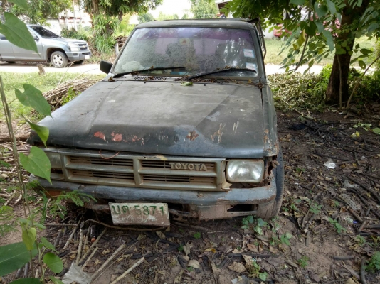 รถกระบะตอนเดียว