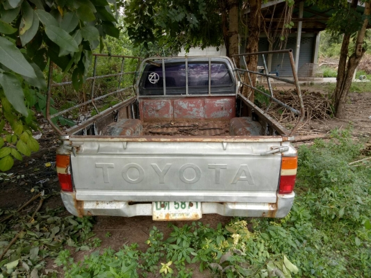 รถกระบะตอนเดียว