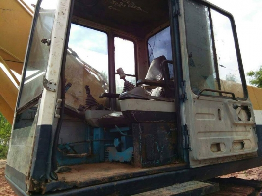 ขายรถแบคโค KOMATSU PC200-5 ไฟฟ้าครบ เอกสารใบซื้อขาย ราคา450,000 สนใจโทร 090-8588220คุณนะ 093-3258446คุณบิว หรือเข้าดูสินค้าอื่นๆได้ที่ www.narong2truck.com หรือ www.truck.in.th/498 หรือเพจFacebook ณรงค์ ซื้อขายรถมือสอง (เว็บไซต์ส่วนตัว) หรือFacebook คุณนะ