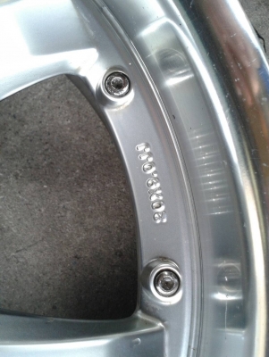 ขอบ20นิ้ว6รู ชุดนี้ ราคา 8300 บาท