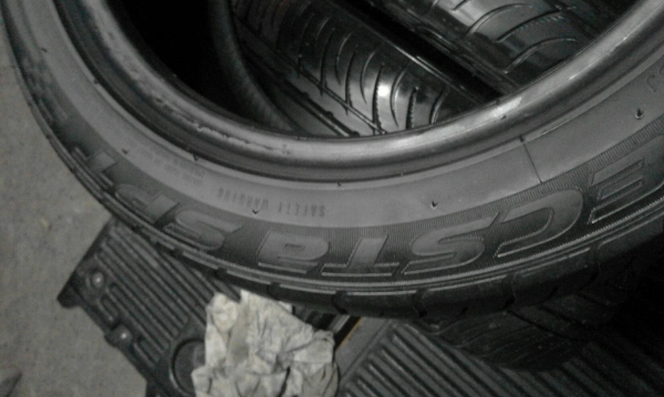 195/50R15  KUMHO  ชุด 4 เส้น  tel. 081-427-3941