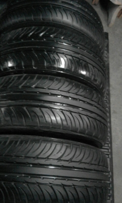 195/50R15  KUMHO  ชุด 4 เส้น  tel. 081-427-3941