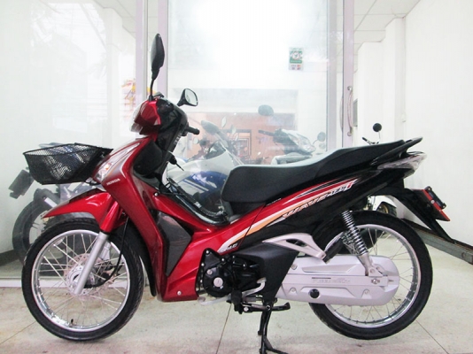 (โอนฟรี) ขาย Honda Wave 125I สตาร์ทมือ ปี 2016 ตัวใหม่ล่าสุด ไมล์แท้ 8448 กม สภาพนางฟ้า  เครื่องหัวฉีดประหยัดน้ำมัน เครื่องแน่ๆ ที่เก็บของใต้เบาะขนาดใหญ่ มีกุญแจแท้ 2 ดอก