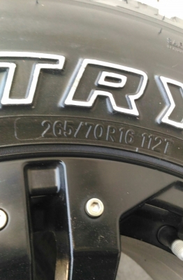 ขายล้อ XD 16x8 ออฟ 0 พร้อมยาง AT 265/70/16 สวยๆ ขายล้อ XD 16x8 ออฟ 0 พร้อมยาง AT 265/70/16 สวยๆ