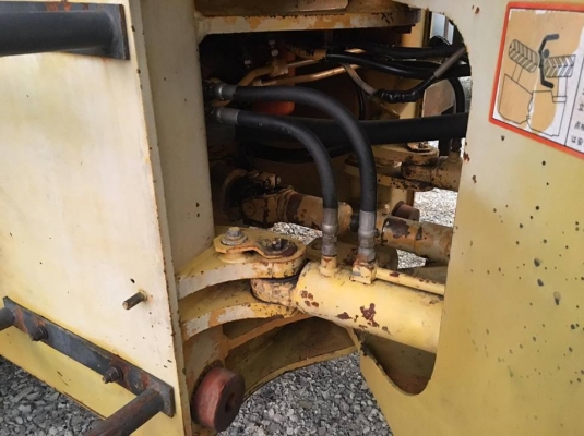 ขายรถตักล้อยาง TCM E830 นำเข้ามาจากประเทศญี่ปุ่น ยังไม่เคยใช้งานในประเทศไทย สภาพพร้อมใช้งาน สนใจติดต่อ081-948-5494